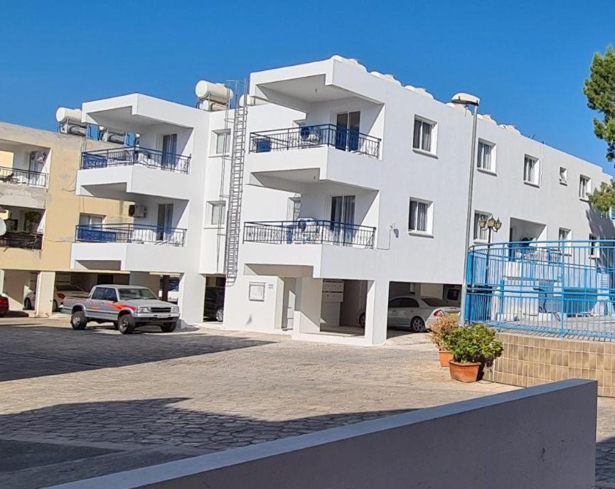 Latchi Area Apartments Экстерьер фото